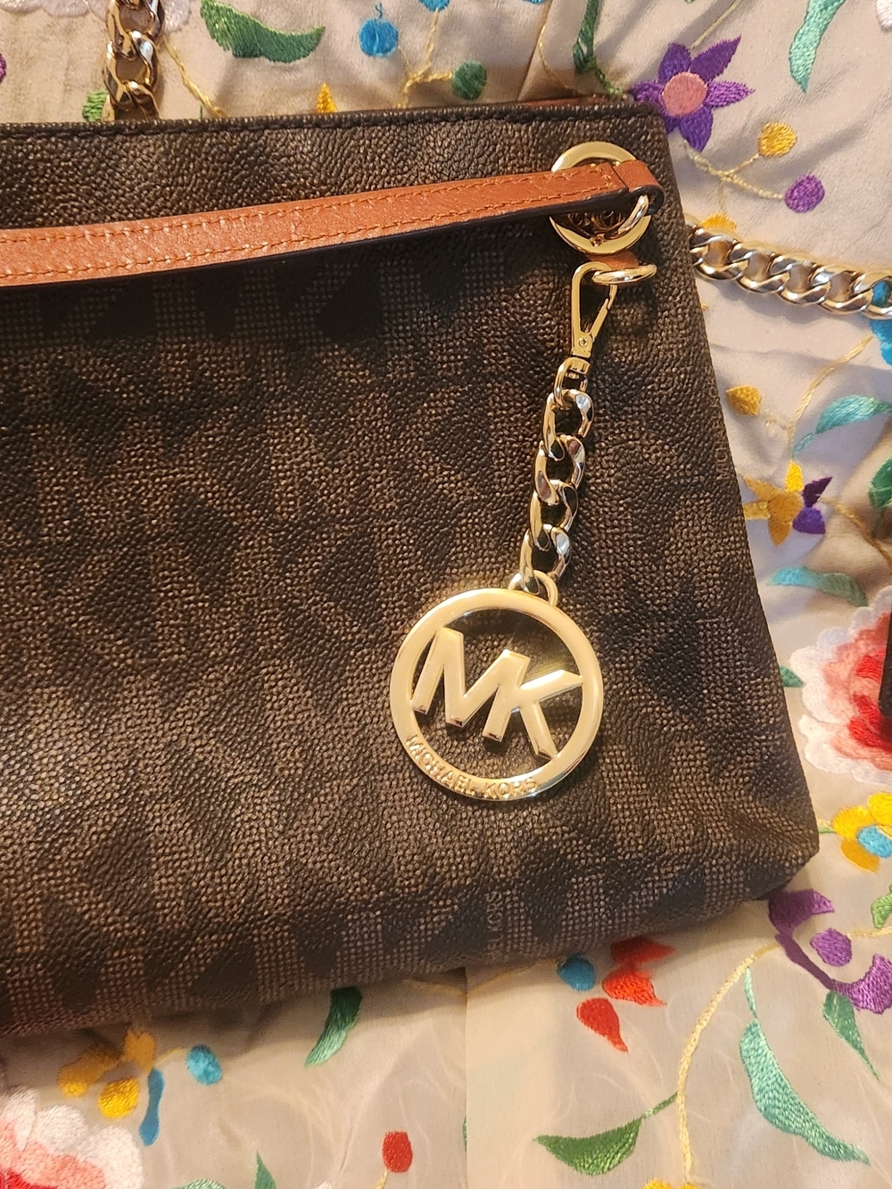 Michael Kors Brown Logo Chain Shoulder Bag Matching Wallet Set- Brown/Gold